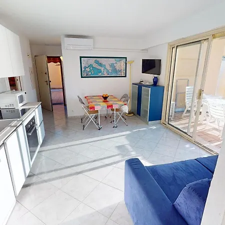 Petit 3p Avec Terrasse, Piscine Et Garage - Fr-1-196-193 Apartmán *